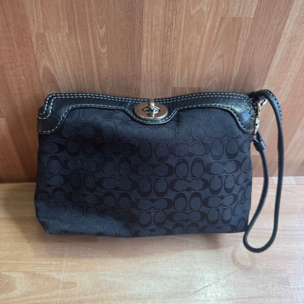 Vintage Coach Legacy Signature Turn-lock Small Bag Wristlet.